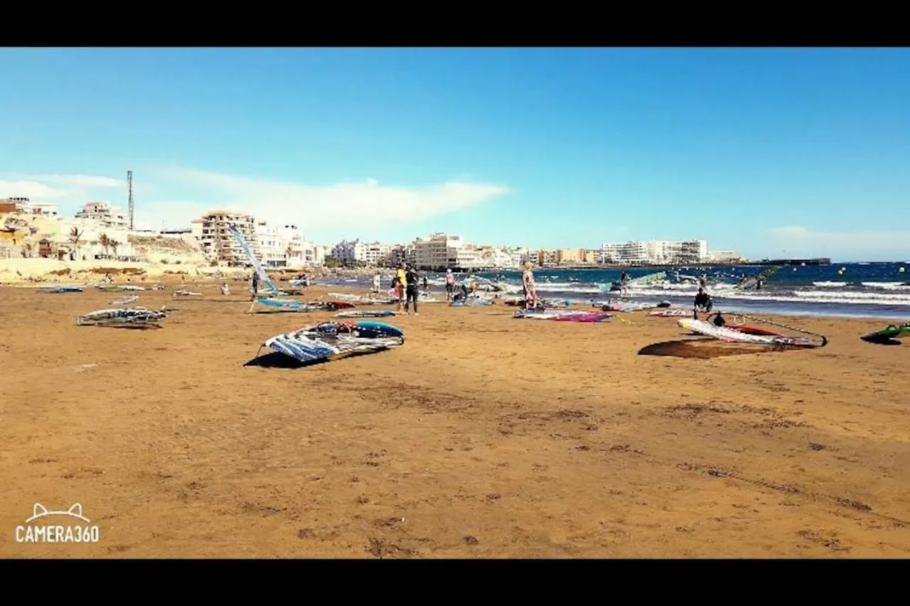 بيت شباب نزل سان إيسيذروفي Surf House La Machacona إسبانيا